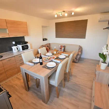 Relax And Rustic With Terrace * Brežice