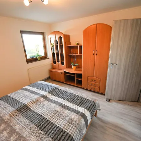 Relax And Rustic With Terrace Apartman *