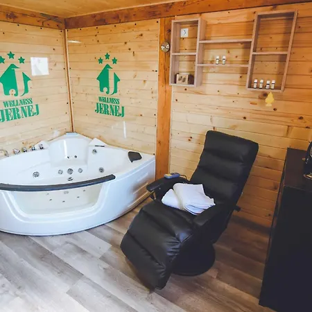 Relax And Rustic With Terrace Апартаменты *