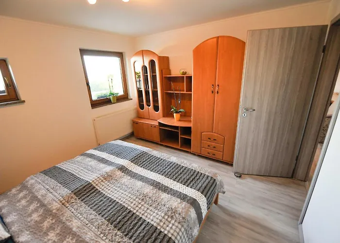 Relax And Rustic With Terrace Апартаменты *